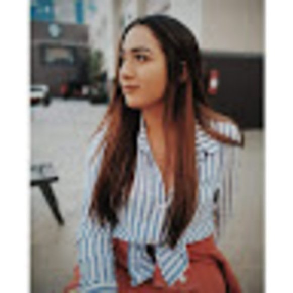 Meet the Posher Other - Meet your Posher, Laisha